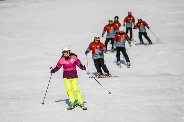 File Les Enfants Chinois Prennent Part Cours Ski Lors Festival — Photo