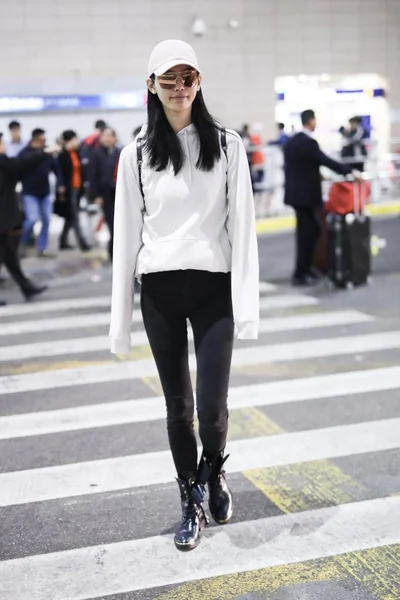 Victoria Secret Άγγελος Και Κινεζικό Μοντέλο Mengyao Καλύτερα Γνωστός Ming — Φωτογραφία Αρχείου