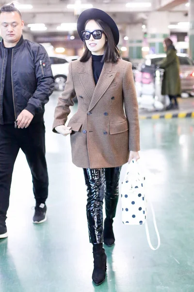 Cantante Actriz China Victoria Song Song Qian Llega Aeropuerto Internacional —  Fotos de Stock