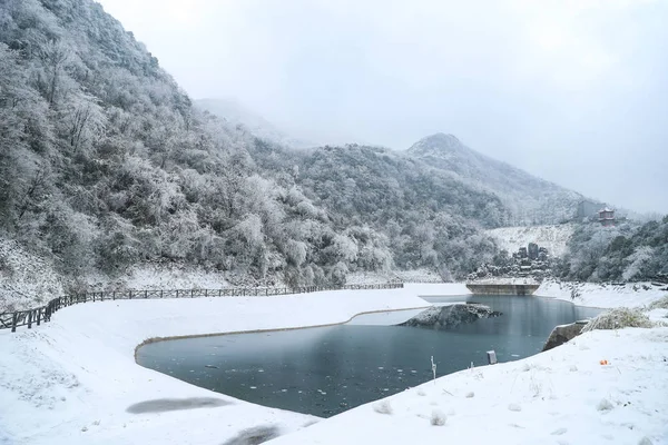 Landschap Van Huaying Berg Bedekt Met Sneeuw Guang Stad Provincie — Stockfoto