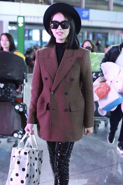 Cantante Actriz China Victoria Song Song Qian Llega Aeropuerto Internacional — Foto de Stock