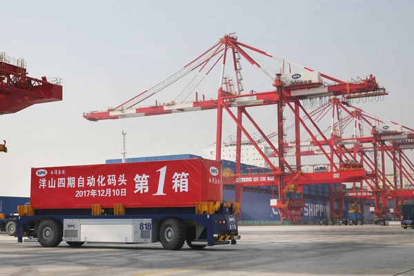 Veículo Guiado Automatizado Agv Shanghai International Port Group Sipg Transporta — Fotografia de Stock