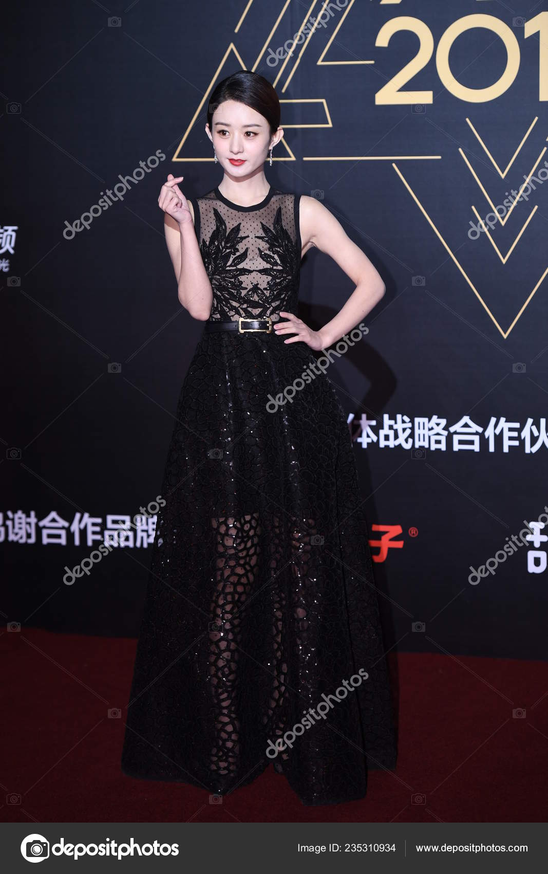 Chinese Actress Zanilia Zhao Zhao Liying Arrives Red Carpet 2017 ...