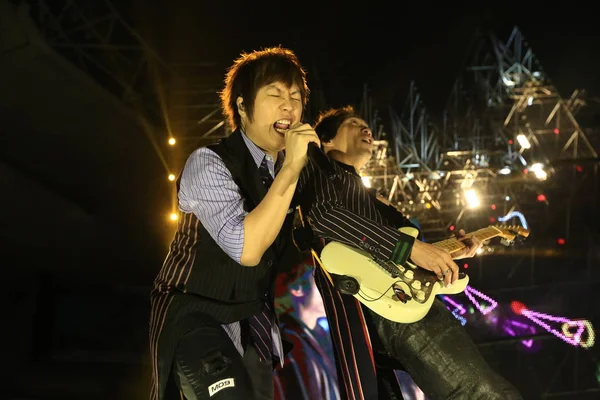 Mitglieder Der Taiwanesischen Rockband Mayday Treten Beim Konzert Der Life — Stockfoto