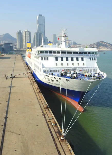 Maior Navio Cruzeiro Ásia Harmony Yungang Ancorado Cais Porto Lianyungang — Fotografia de Stock