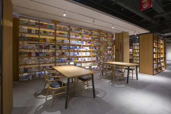 Vista Interior Librería Recientemente Renovada Qingchun Road Ciudad Hangzhou Provincia —  Fotos de Stock