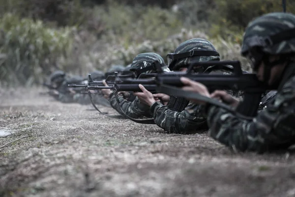 Polisi Paramiliter File Tiongkok Mengambil Bagian Dalam Pelatihan Militer Kota — Stok Foto