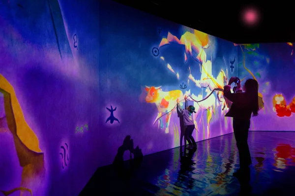 Local Residents Visit Teamlab Dance Art Exhibition Learn Play Future — Stock Photo, Image