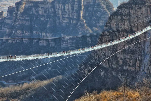 Vista Geral Ponte Suspensa Vidro Mais Longa Mundo Ponto Cênico — Fotografia de Stock