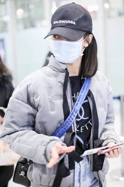 Chinese Singer Actress Victoria Song Song Qian Arrives Beijing Capital — Stock Photo, Image
