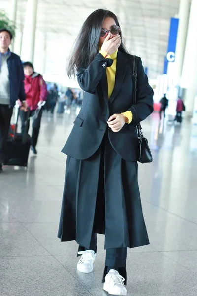 Китайская Актриса Бинбин Фото Пекинском Столичном Международном Аэропорту Пекине Китай — стоковое фото