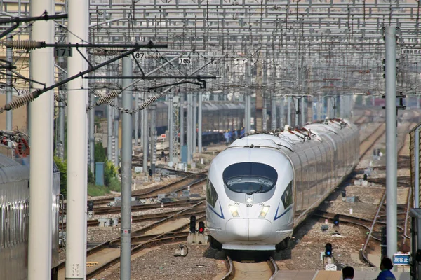 Tren Bala File Chr China Railway High Speed Llega Estación —  Fotos de Stock