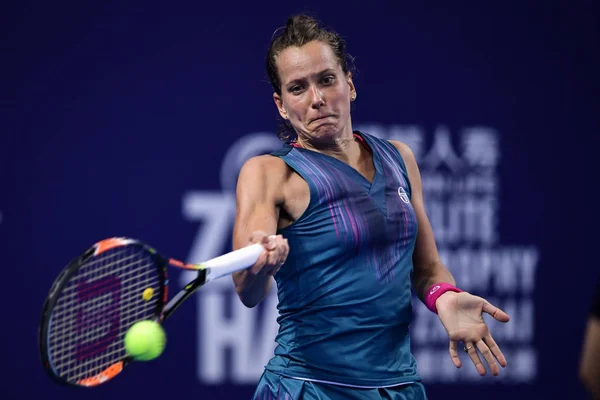 Barbora Strycova Aus Der Tschechischen Republik Gibt Anastasija Sevastova Aus — Stockfoto