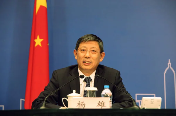 Затем Мэр Шанхая Сюн Выступил Пресс Конференции Шанхае Китай Января — стоковое фото