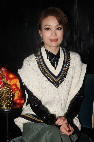 Cantante Attrice Hong Kong Joey Yung Posa Durante Evento Promozionale — Foto Stock
