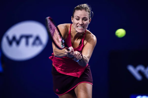 Angelique Kerber Germany Returns Shot Anastasia Pavlyuchenkova Russia Group Women — Stock Photo, Image