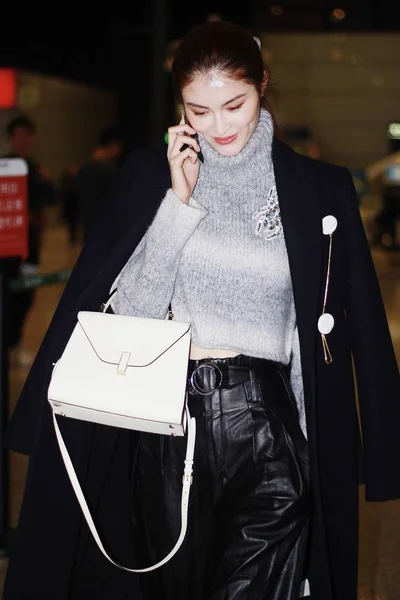 Chinese Supermodel Hij Sui Afgebeeld Shanghai Hongqiao International Airport Shanghai — Stockfoto