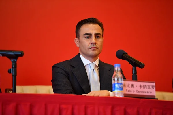 Fabio Cannavaro Nouvel Entraîneur Chef Guangzhou Evergrande Taobao Prend Parole — Photo