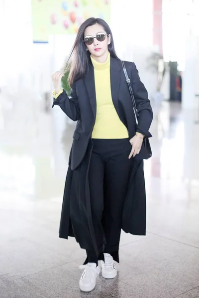 Chinese Actress Bingbing Pictured Beijing Capital International Airport Beijing China — Stock Photo, Image