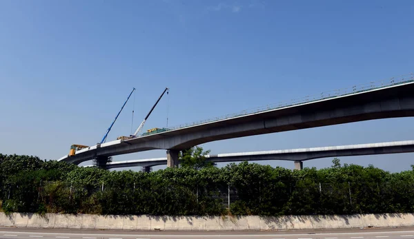 2017 年に撮影したこの写真は 世界で最長のクロス海橋 香港香港 マカオ橋 中国で建設中の香港セクションを示しています — ストック写真