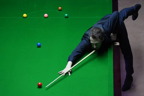 Judd Trump Anglia Játszik Egy Lövés Ronnie Sullivan Anglia Utolsó — Stock Fotó