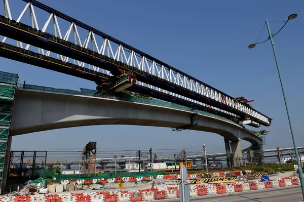 这张拍摄于 7年的照片显示 世界上最长的跨海大桥 港珠澳大桥香港段正在中国香港建设 — 图库照片