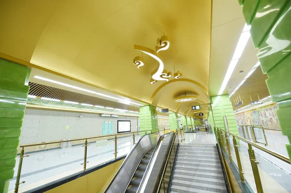 Interiör Bild Tunnelbana Station Erbjuder Utsökta Väggmålningar Och Design Tema — Stockfoto