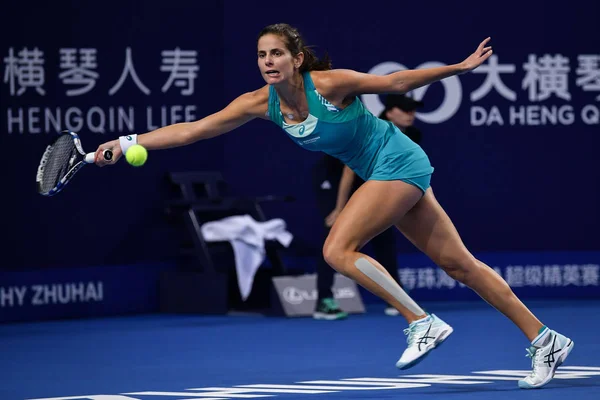 Julia Goerges Germany Returns Shot Coco Vandeweghe United States Final — Stock Photo, Image