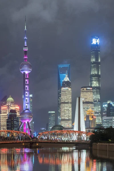 Night View Waibaidu Bridge Huangpu River Lujiazui Financial District Oriental — Stock Photo, Image
