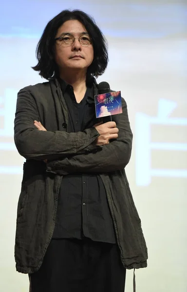日本映画監督岩井俊二は 彼のアニメ映画 北京で の記者会見に臨んだ 2017 — ストック写真