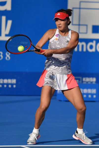 Peng Shuai China Devolve Tiro Para Katerina Siniakova República Tcheca — Fotografia de Stock