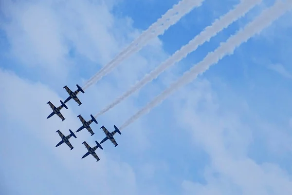 Aeronaves Aeronáuticas Realizar Durante 2017 World Fly Expo Wfe Aeroporto — Fotografia de Stock