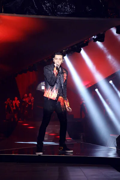 Chinese Singer Actor Kris Yifan Performs His Birthday Party Shenzhen — Stock Photo, Image