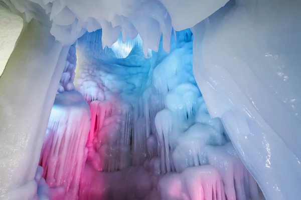 Vista Cueva Hielo Más Grande China Con Luces Colores Montaña — Foto de Stock