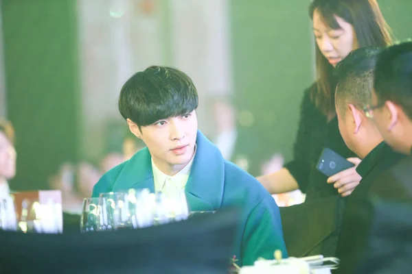 Zhang Yixing Mai Bine Cunoscut Sub Numele Lay Din Grupul — Fotografie, imagine de stoc