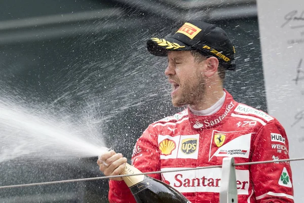 Tedesca Sebastian Vettel Della Ferrari Spruzza Champagne Festeggiare Durante Cerimonia — Foto Stock