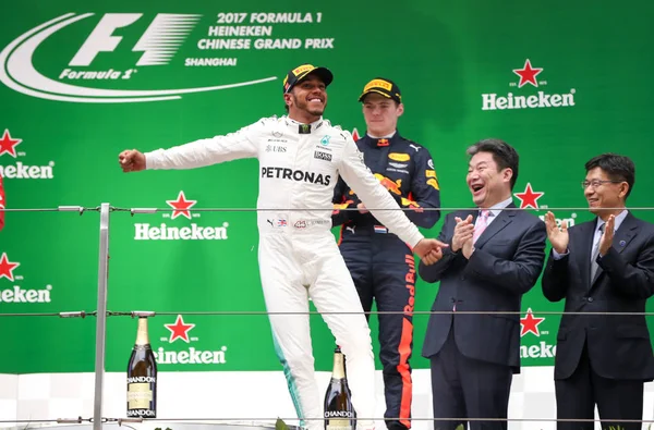 Piloto Británico Lewis Hamilton Mercedes Celebra Durante Ceremonia Entrega Premios —  Fotos de Stock