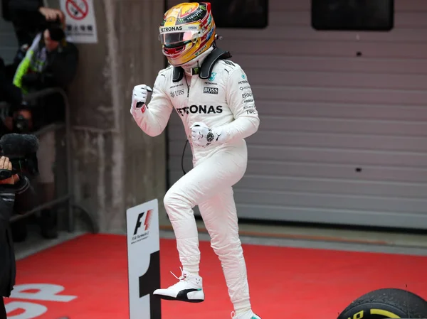 Pilote Britannique Lewis Hamilton Mercedes Célèbre Après Avoir Remporté Grand — Photo