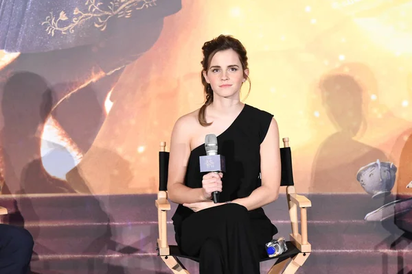 Britse Actrice Emma Watson Woont Een Persconferentie Voor Haar Nieuwe — Stockfoto