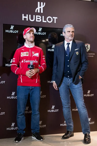 Piloto Alemán Sebastian Vettel Ferrari Izquierda Asiste Una Ceremonia Reapertura — Foto de Stock