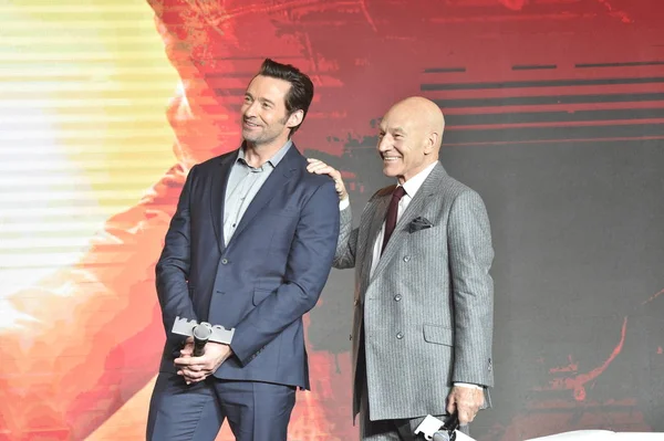 Australischer Schauspieler Hugh Jackman Links Britischer Schauspieler Patrick Stewart Bei — Stockfoto