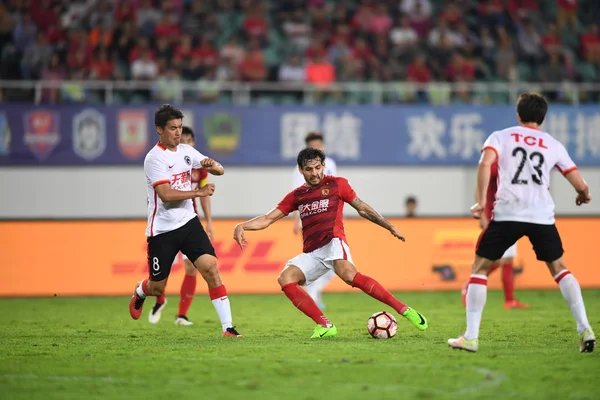 Braziliaans Voetballer Ricardo Goulart Van Guangzhou Evergrande Taobao Center Schoppen — Stockfoto