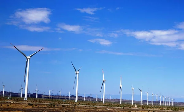 Wind Turbines Whirl Generate Electricity Wind Farm Hami Northwest China — Stock Photo, Image