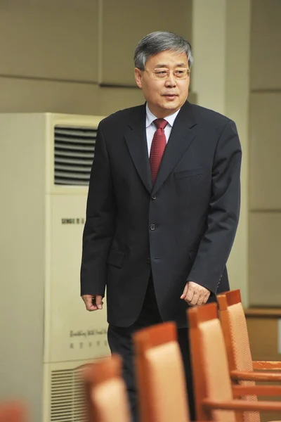 Guo Shuqing ประธานคณะกรรมการก แลธนาคารจ นคนใหม Cbrc วมการแถลงข าวท ประเทศจ นาคม — ภาพถ่ายสต็อก