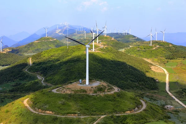Ветряные Турбины Кружатся Выработки Электроэнергии Ветряной Электростанции Городе Личуань Эньши — стоковое фото