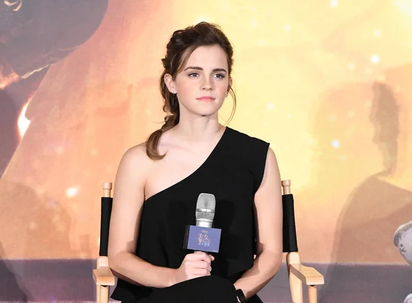 Atriz Britânica Emma Watson Assiste Uma Conferência Imprensa Para Seu — Fotografia de Stock