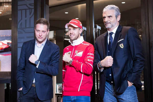 Duits Formule Coureur Sebastian Vettel Van Ferrari Centreren Poses Tijdens — Stockfoto