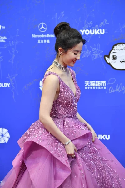 Chinese Actress Liu Yifei Arrives Red Carpet Opening Ceremony 7Th — Stock Photo, Image