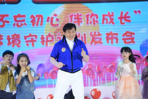 Hong Kong Kungfu Star Jackie Chan Center Attends Press Conference — Stock Photo, Image