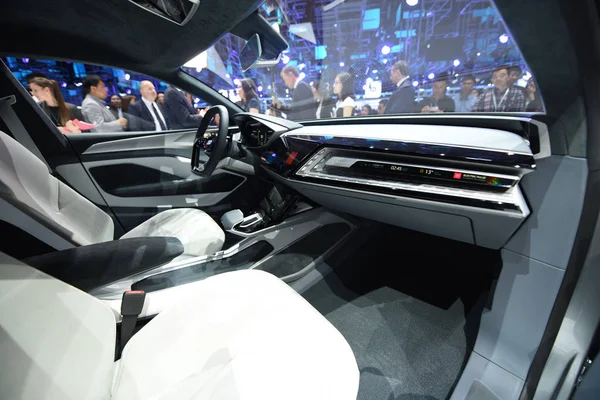 Coche Audi Tron Sportback Concept Exhibe Durante 17ª Exposición Internacional — Foto de Stock